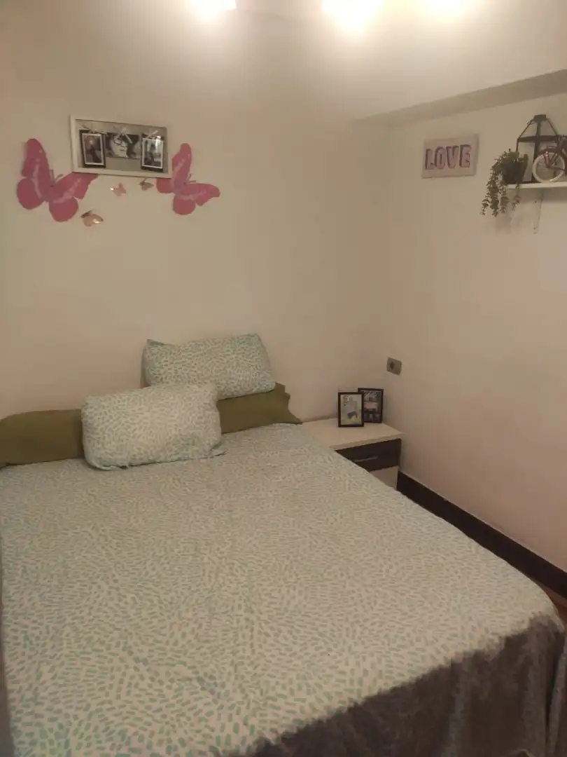 Schlafzimmer von Wohnung zum Verkauf in Bilbao  mit Heizung und Möbliert