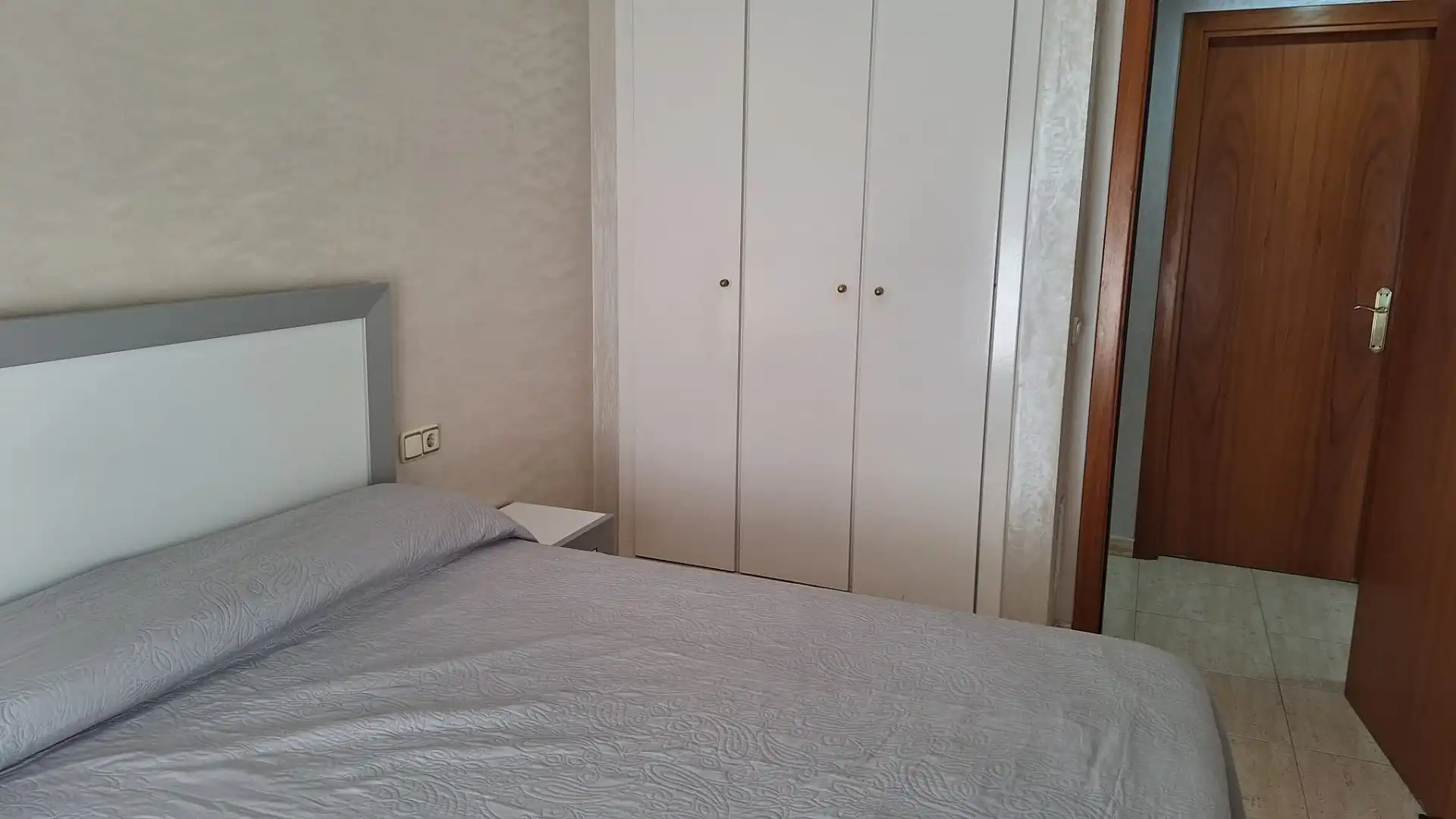 Dormitori de Pis en venda en Torredembarra amb Aire condicionat, Calefacció i Terrassa
