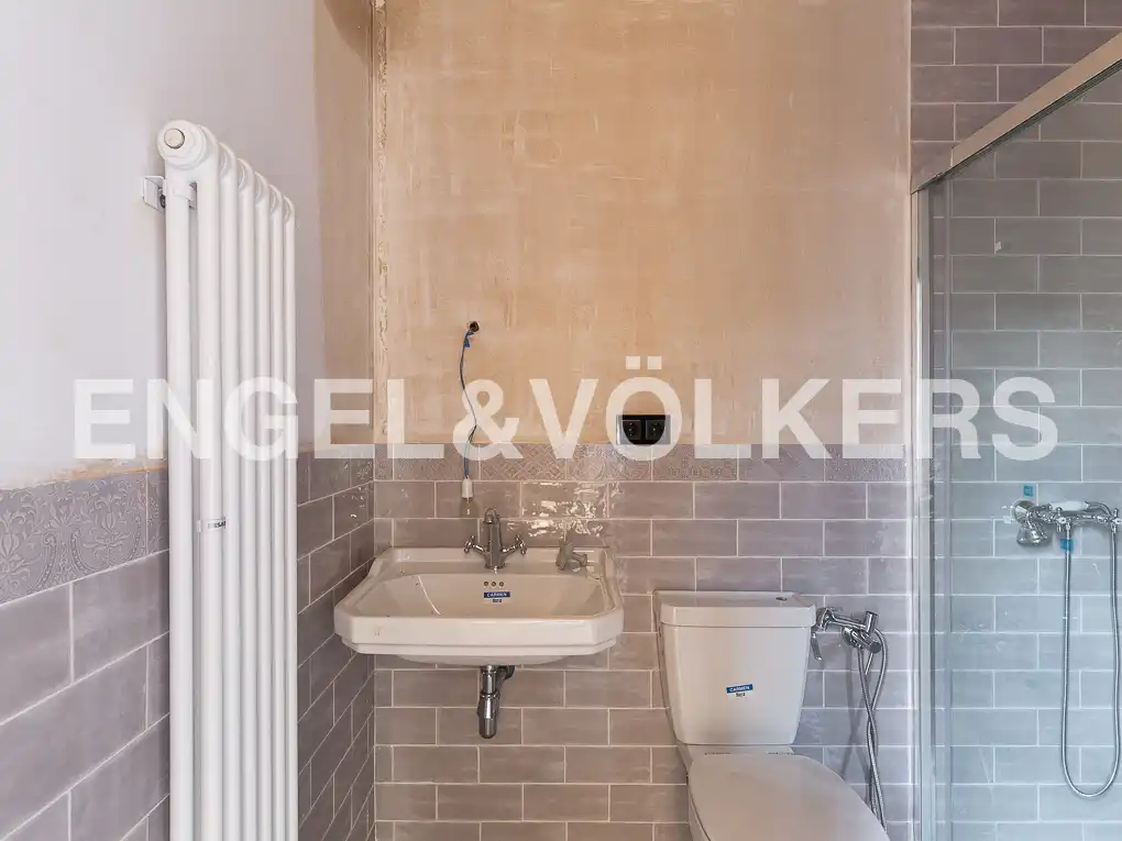 Bathroom of Houses for sale in Godella  with Heating, Private garden and Terrace