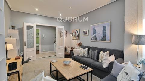 Foto 4 de Pis en venda a Las Arenas, Bizkaia