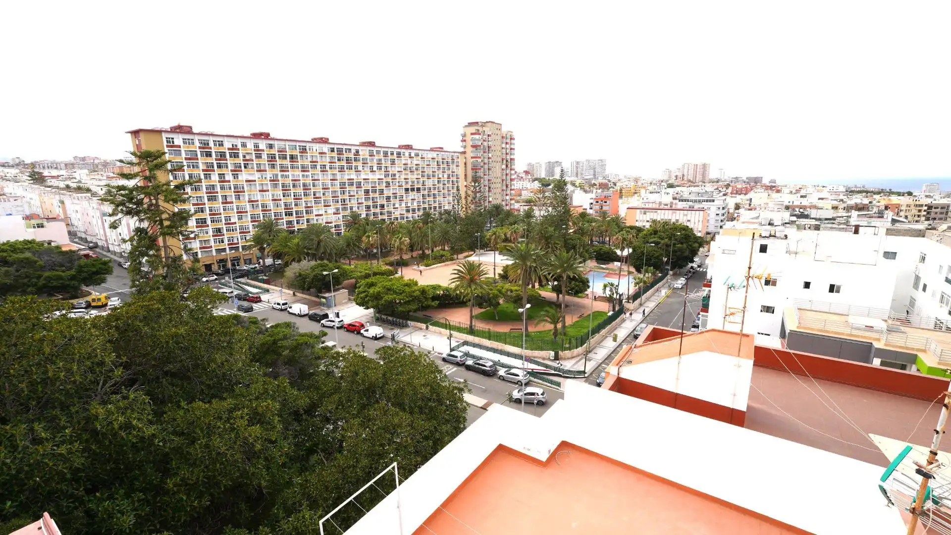 Vista exterior de Pis en venda en Las Palmas de Gran Canaria amb Traster