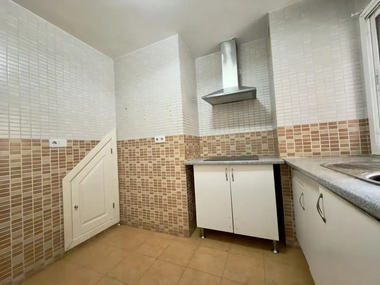 Kitchen of Duplexes for sale in Gelves