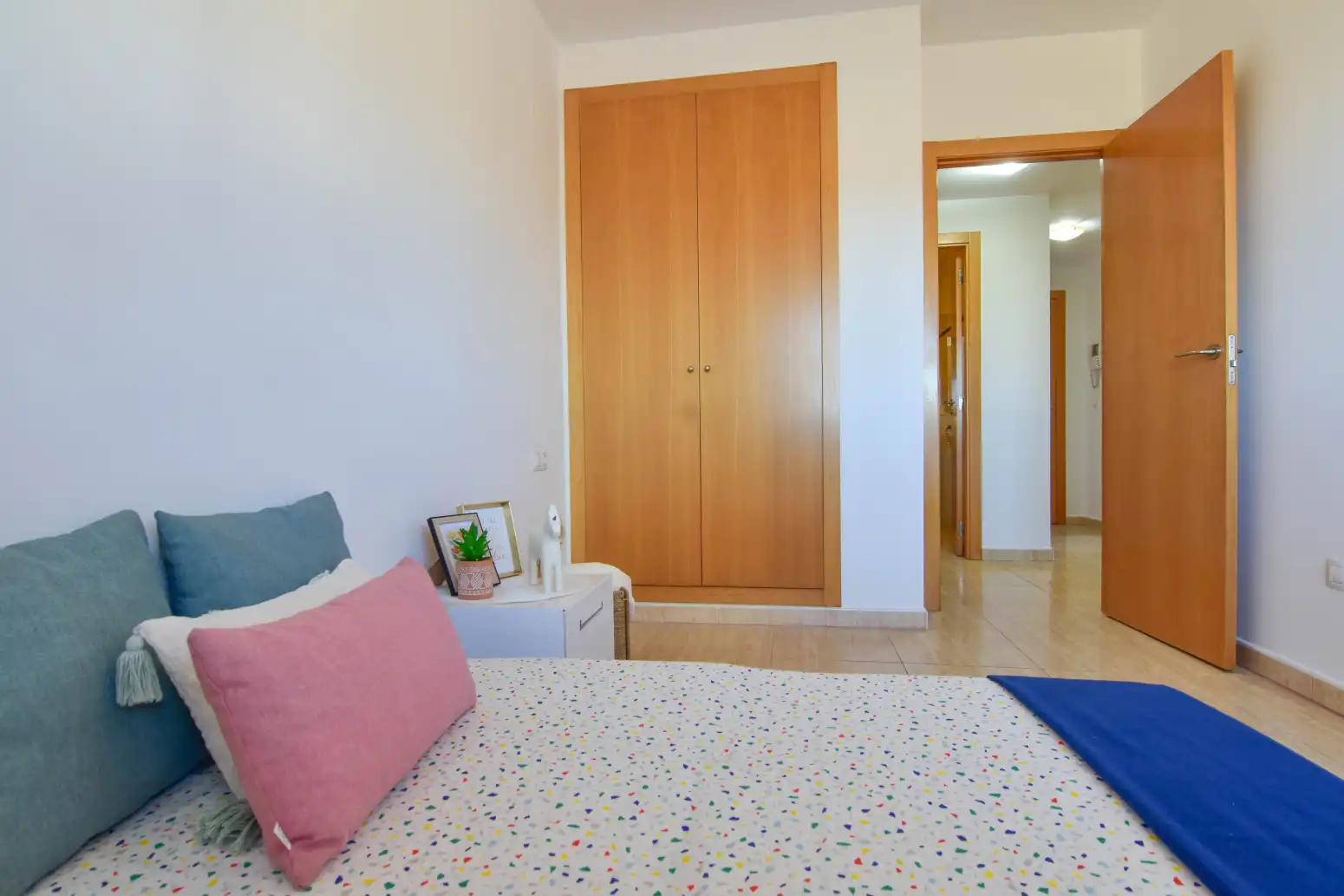 Bedroom of Flat for sale in Museros  with Swimming Pool, Balcony and Community pool