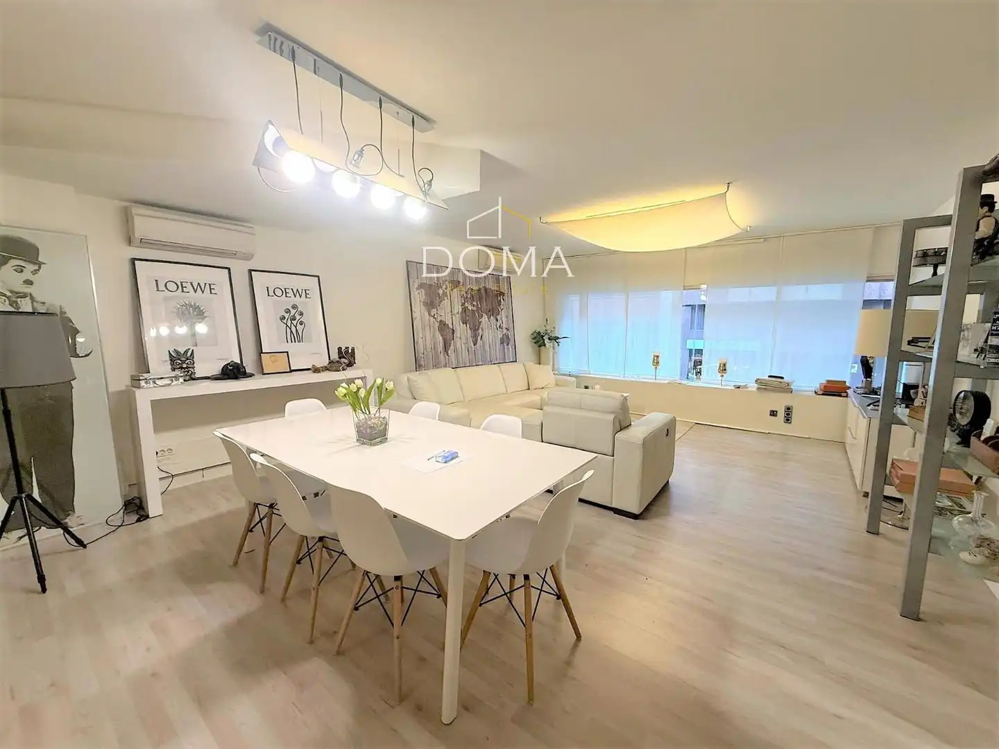 Dining room of Commercial properties for sale in Barcelona  with Air Conditioner, Terrace and Furnished