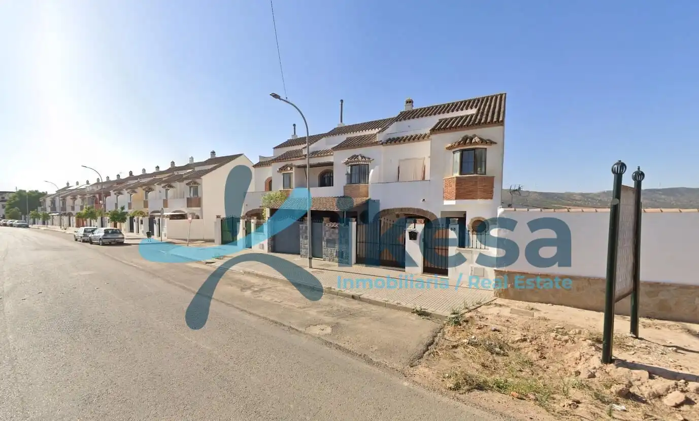 Adossat en venda a Sierra de Yeguas