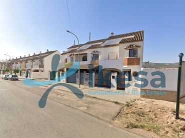 Adossat en venda a Sierra de Yeguas