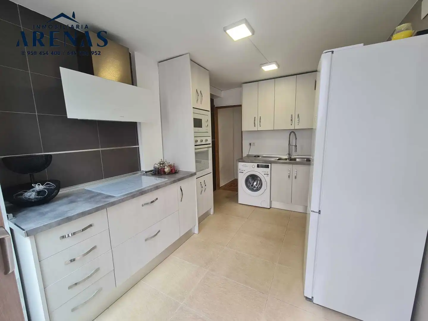 Kitchen of Houses for sale in Chimeneas