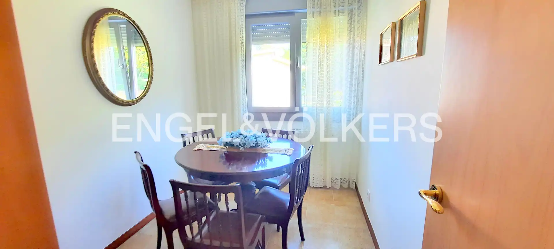 Comedor de Finca rústica en venta en Vigo  con Calefacción, Parquet y Terraza