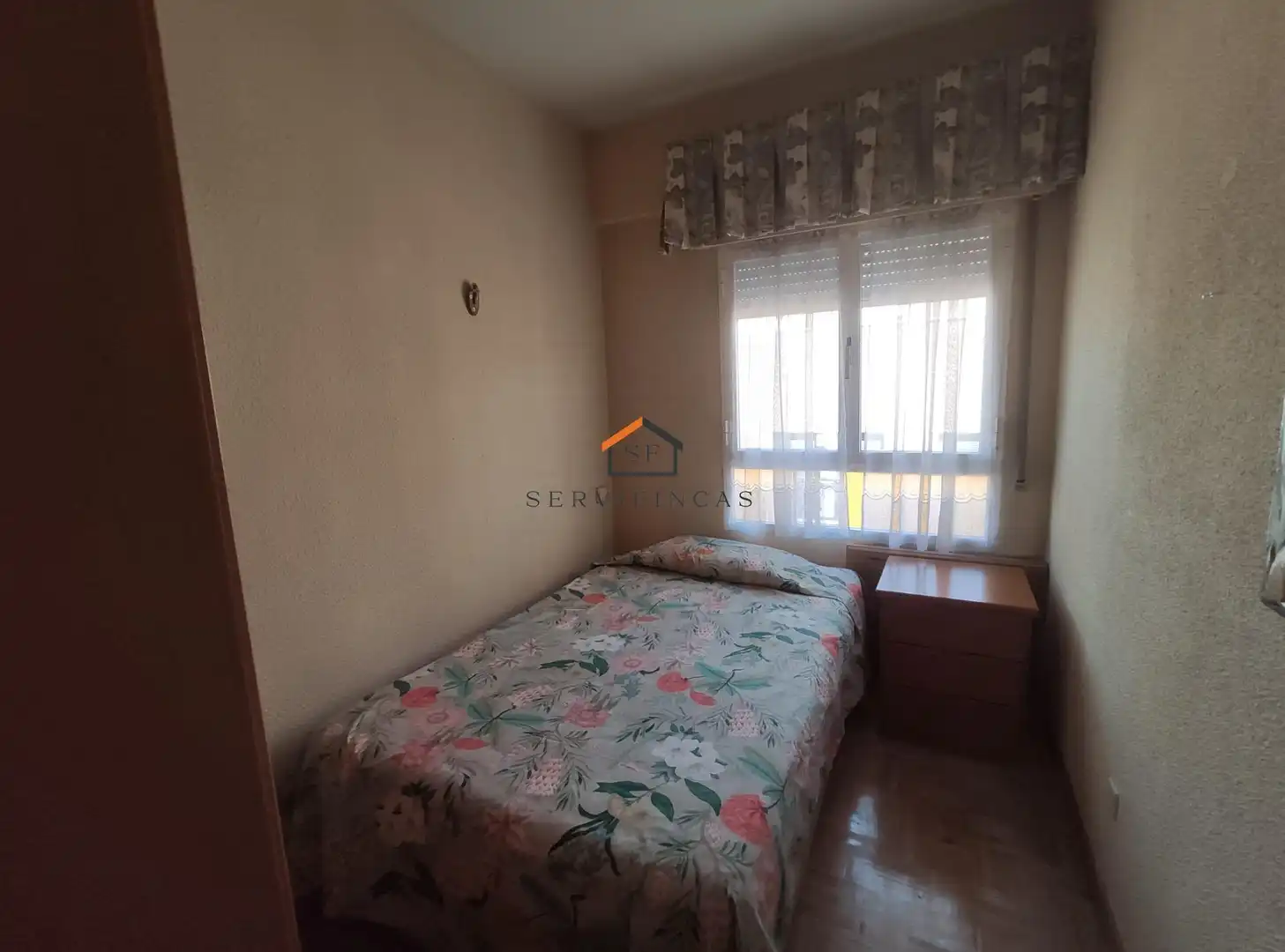 Bedroom of Flat for rent in Madrid  with Air Conditioner, Heating and Parquet flooring