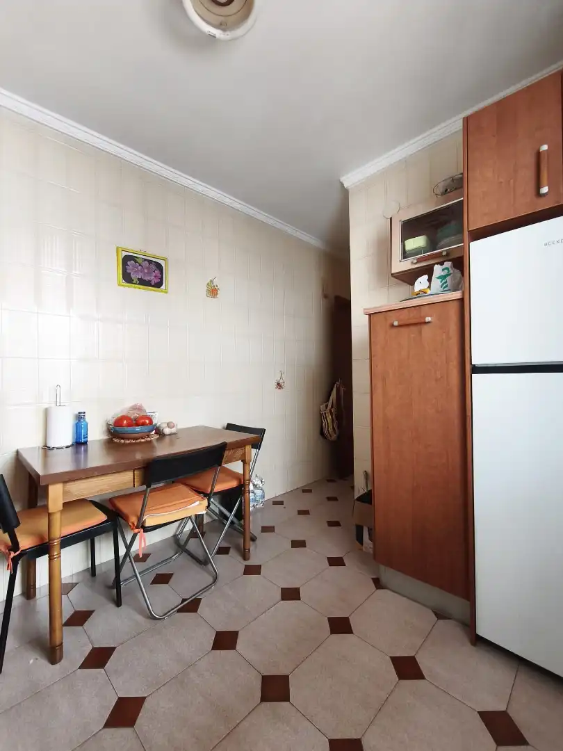 Küche von Wohnung zum Verkauf in Isla Cristina mit Klimaanlage, Heizung und Terrasse