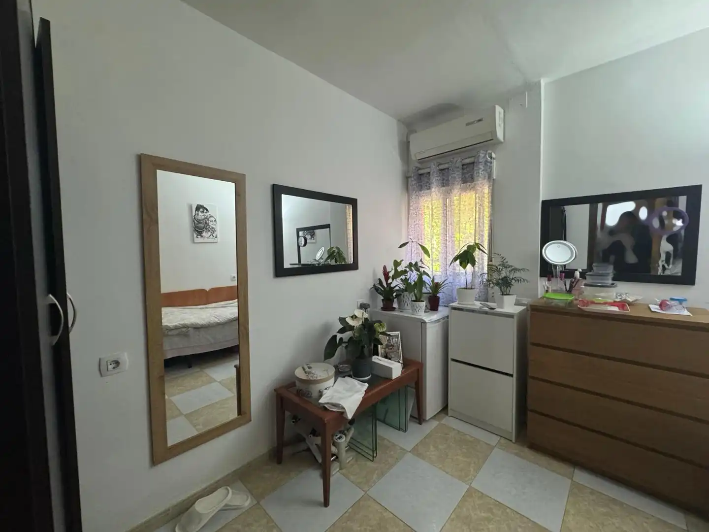 Bedroom of Flat for sale in Sevilla