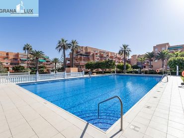 Duplex avec piscine à vendre à Paseo del Paseo Marítimo