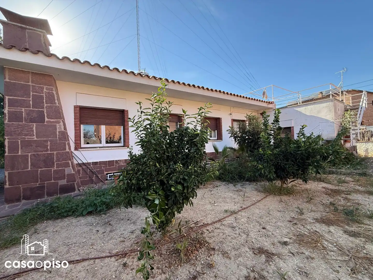 Vista exterior de Casa o chalet en venta en Terrassa con Aire acondicionado, Calefacción y Jardín privado