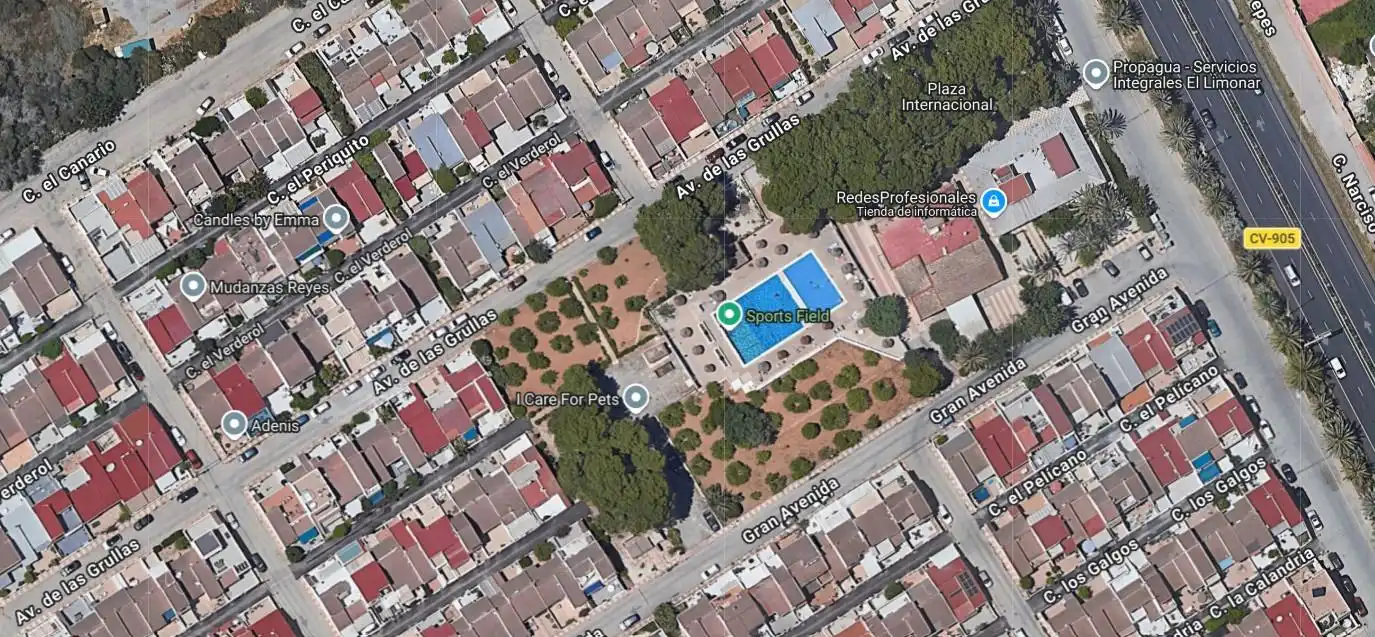 Vista exterior de Dúplex en venta en Torrevieja con Aire acondicionado, Jardín privado y Terraza