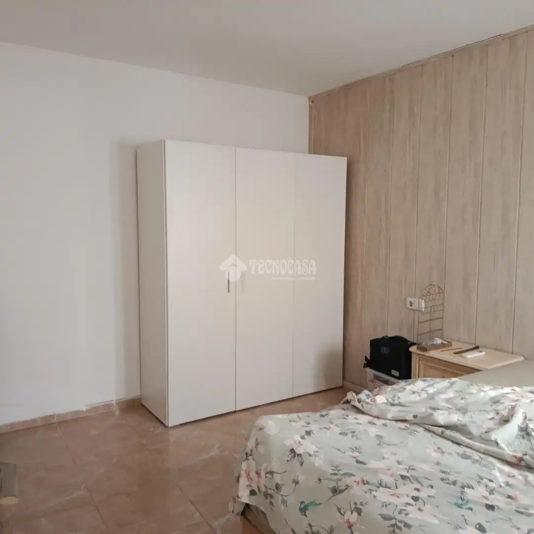Habitación de Casa adosada en venta en Pilas con Aire acondicionado y Amueblado