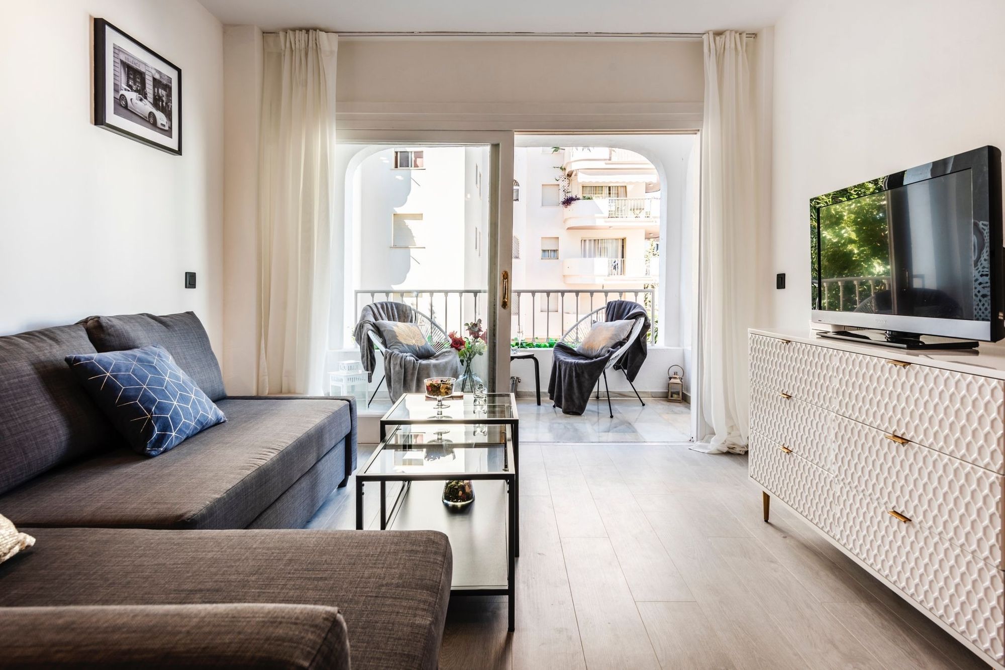 Dormitori de Apartament de lloguer en Marbella amb Balcó