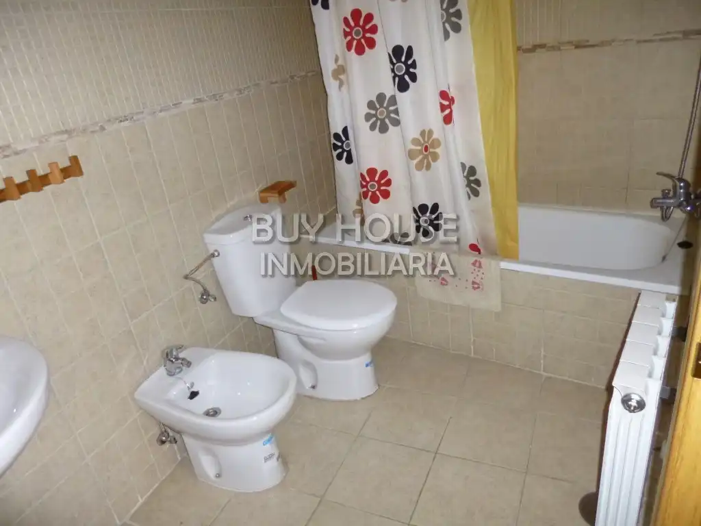 Bathroom of Houses for rent in Illescas