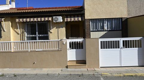 Foto 3 de Casa adosada en venta en Calle Pico Veleta, 1, Nueva Cartagena, Cartagena