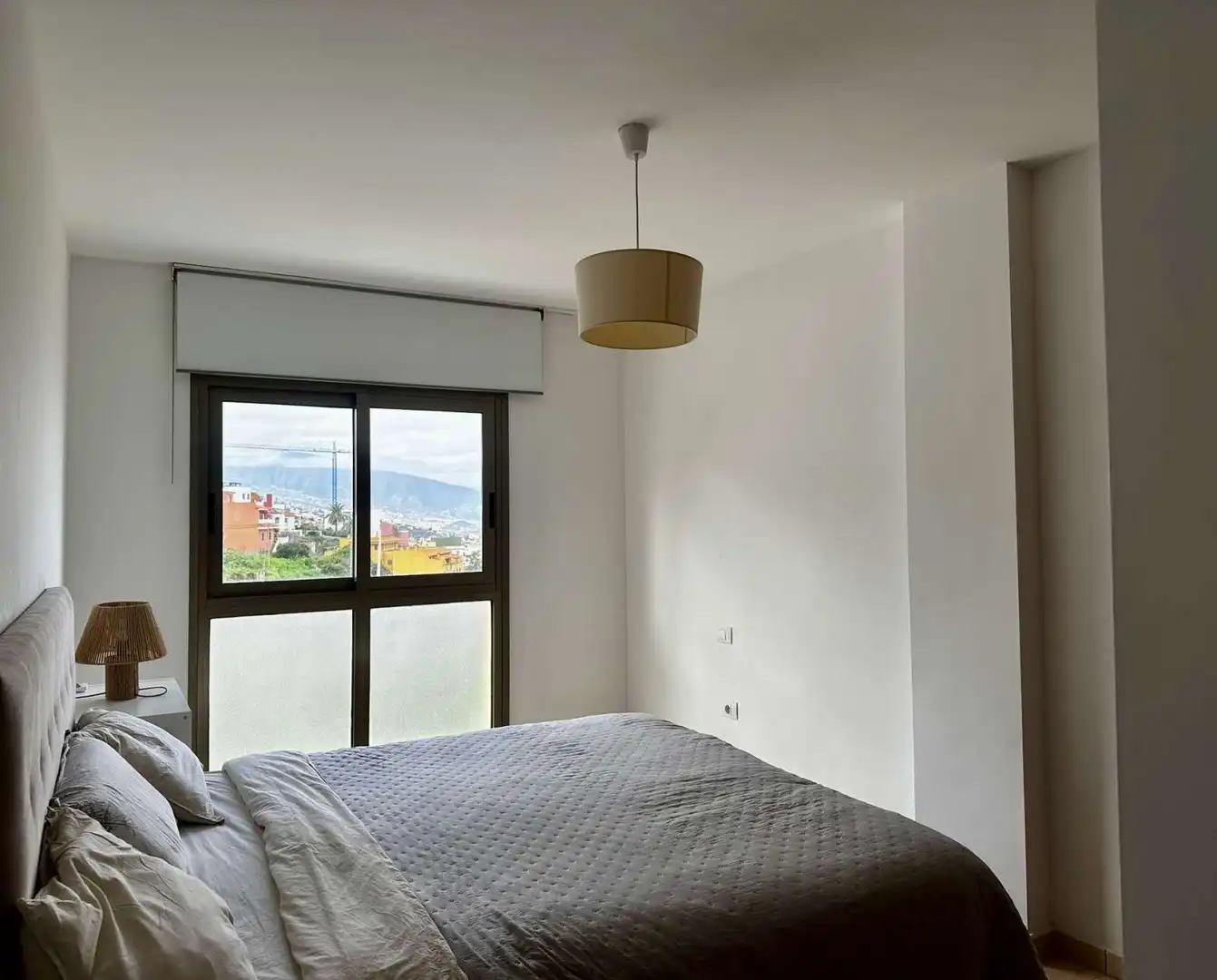 Bedroom of Apartments for share in La Victoria de Acentejo  with Air Conditioner, Terrace and Furnished