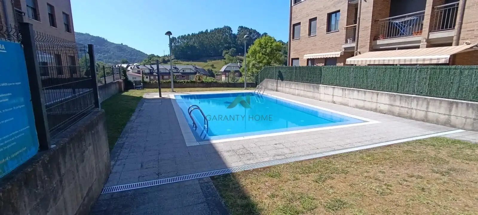 Piscina de Ático de alquiler en Limpias con Calefacción, Balcón y Piscina comunitaria