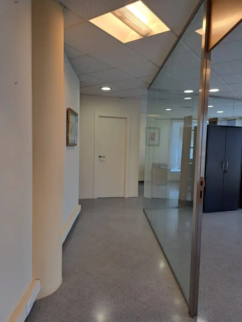 Oficina en venta en Murcia con Aire acondicionado, Trastero y Amueblado