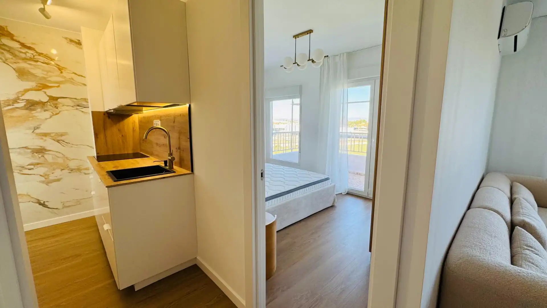 Habitación de Ático en venta en Torrevieja con Aire acondicionado, Calefacción y Terraza