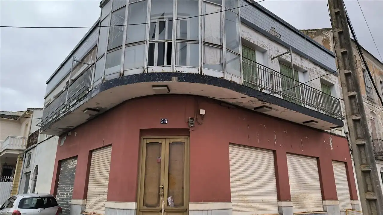 Casa en venda a AV NUESTRA SRA DE LOS LLANOS