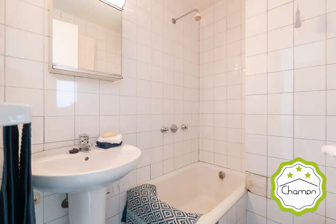 Baño de Piso en venta en Bilbao  con Calefacción, Jardín privado y Terraza