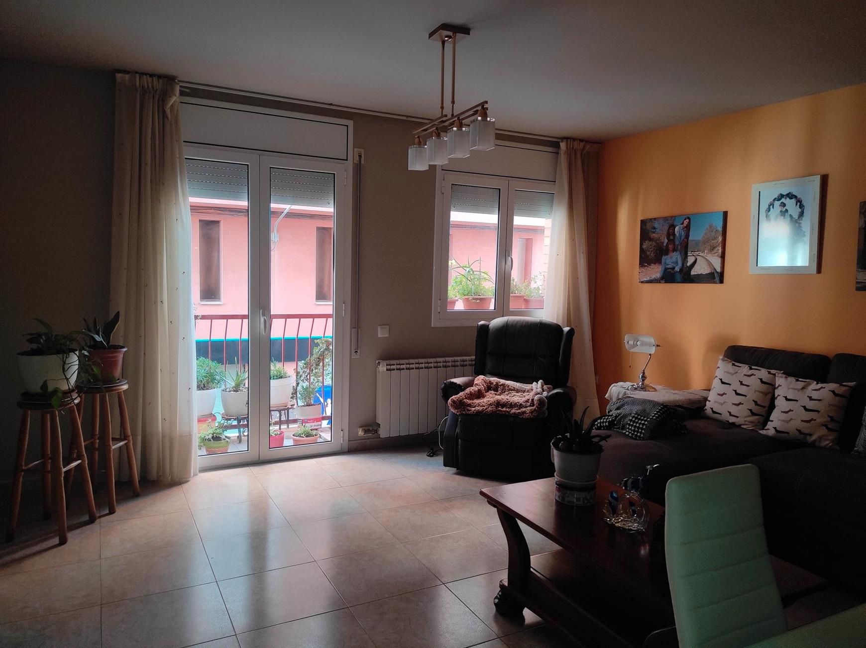 Sala d'estar de Pis en venda en Callús amb Calefacció, Traster i Balcó