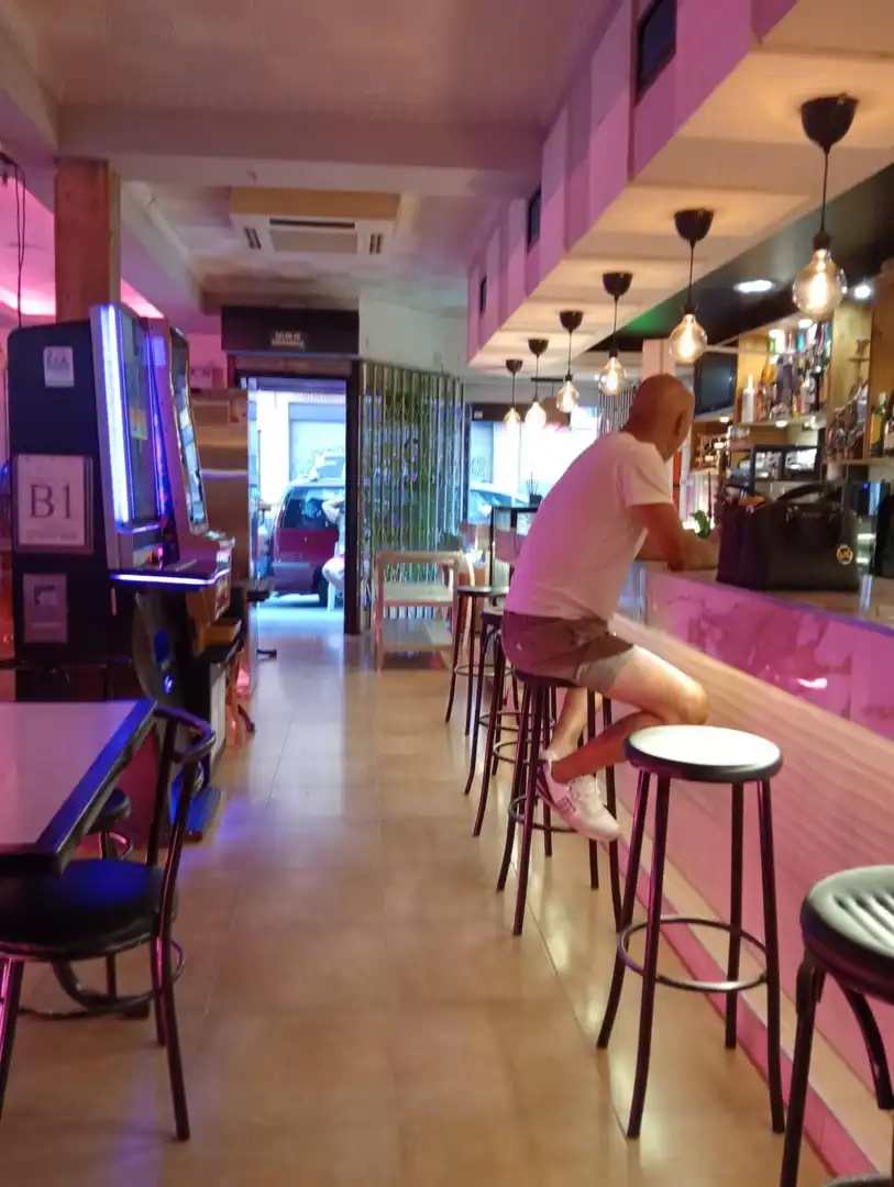 Geschaftsraum zum Verkauf in Madrid mit Möbliert
