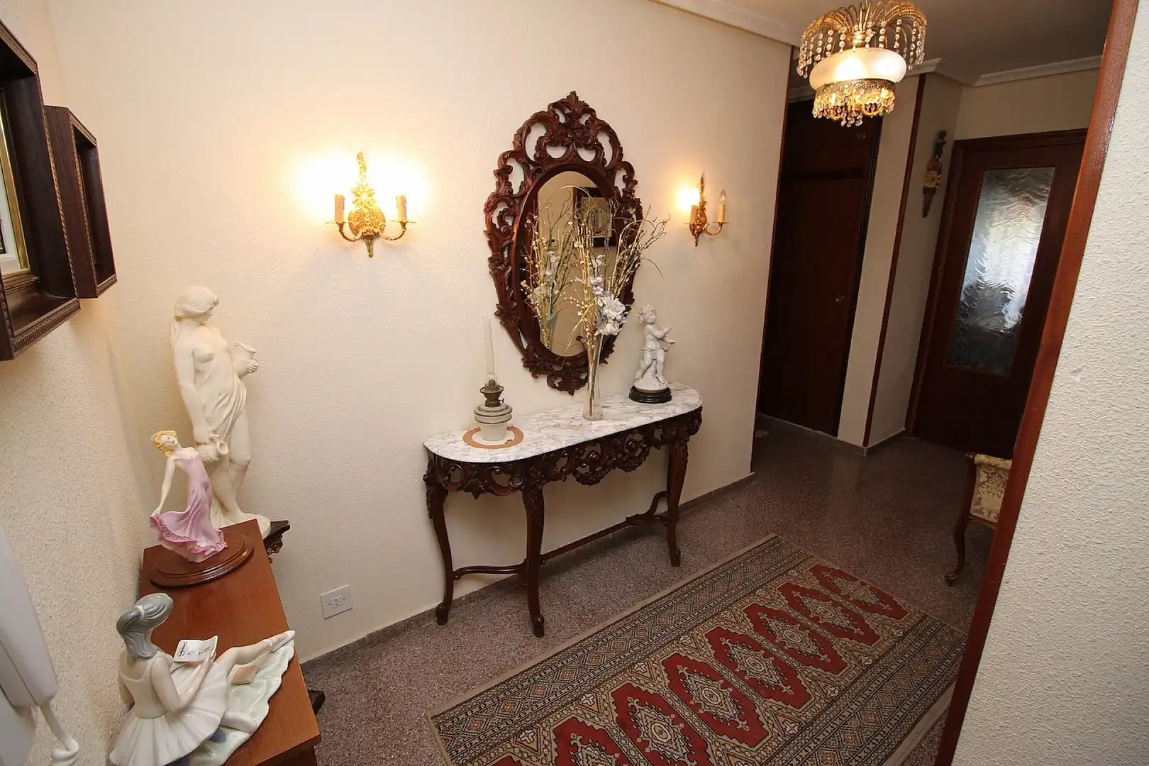 Maisonette zum Verkauf in Monóvar  / Monòver mit Klimaanlage, Heizung und Terrasse