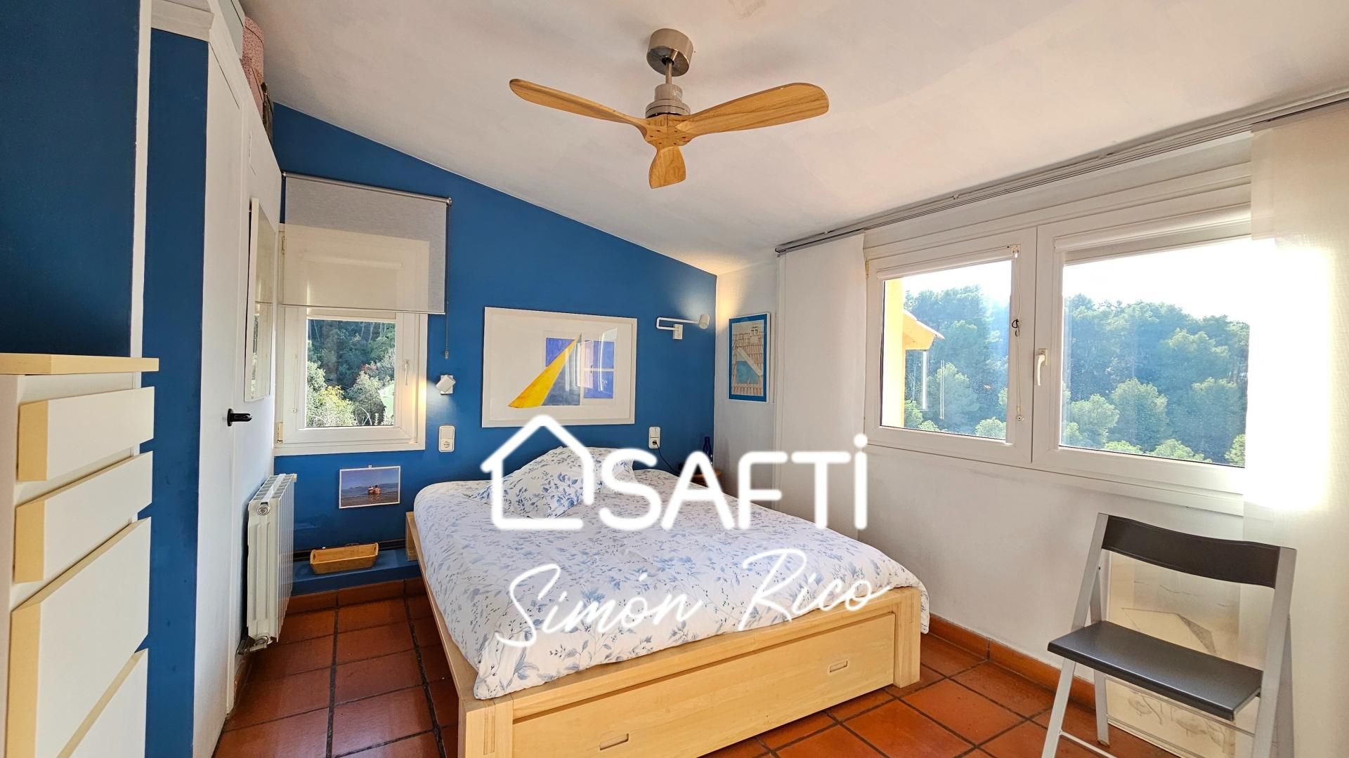 Dormitori de Casa o xalet en venda en Cervelló