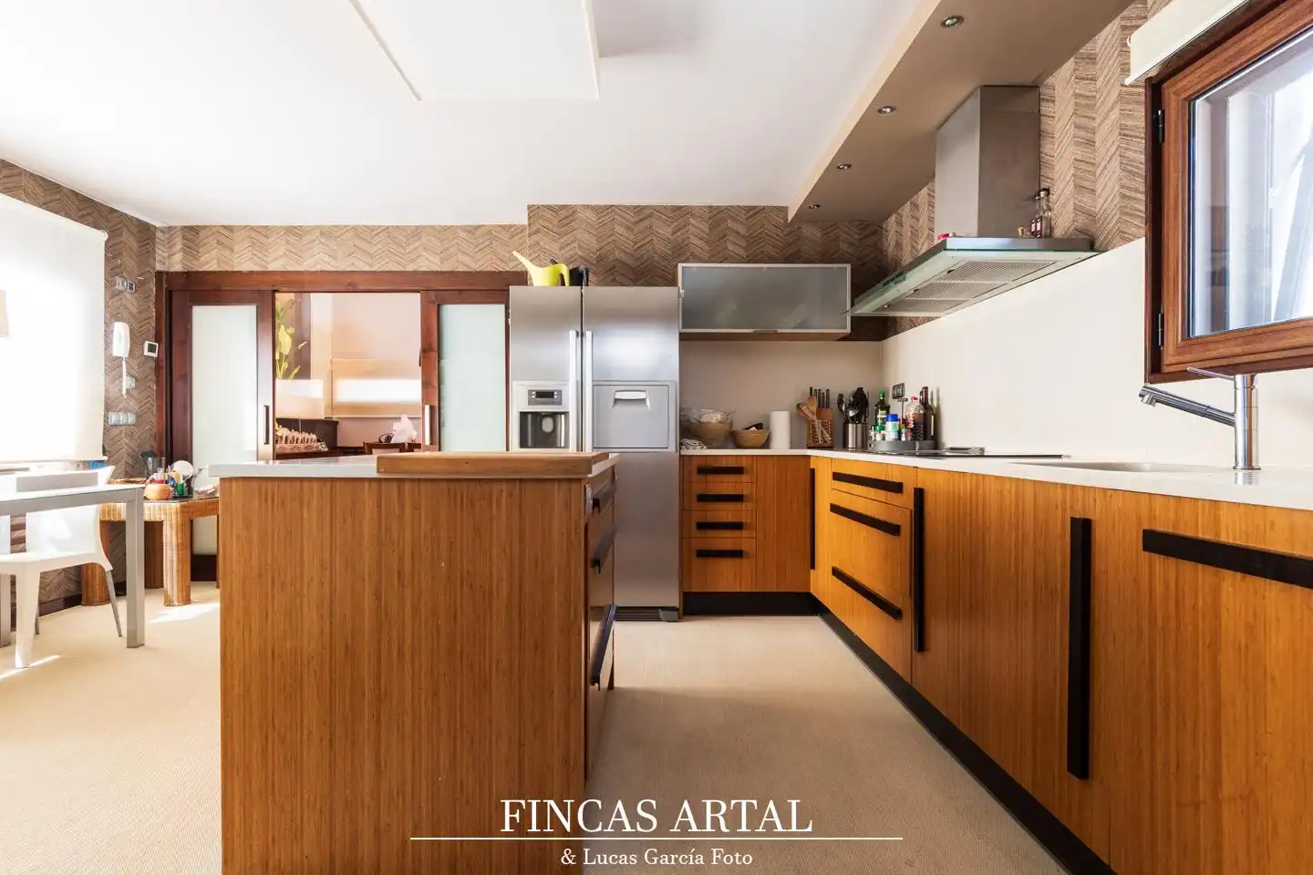 Cocina de Casa o chalet en venta en Zaragoza con Aire acondicionado, Calefacción y Jardín privado