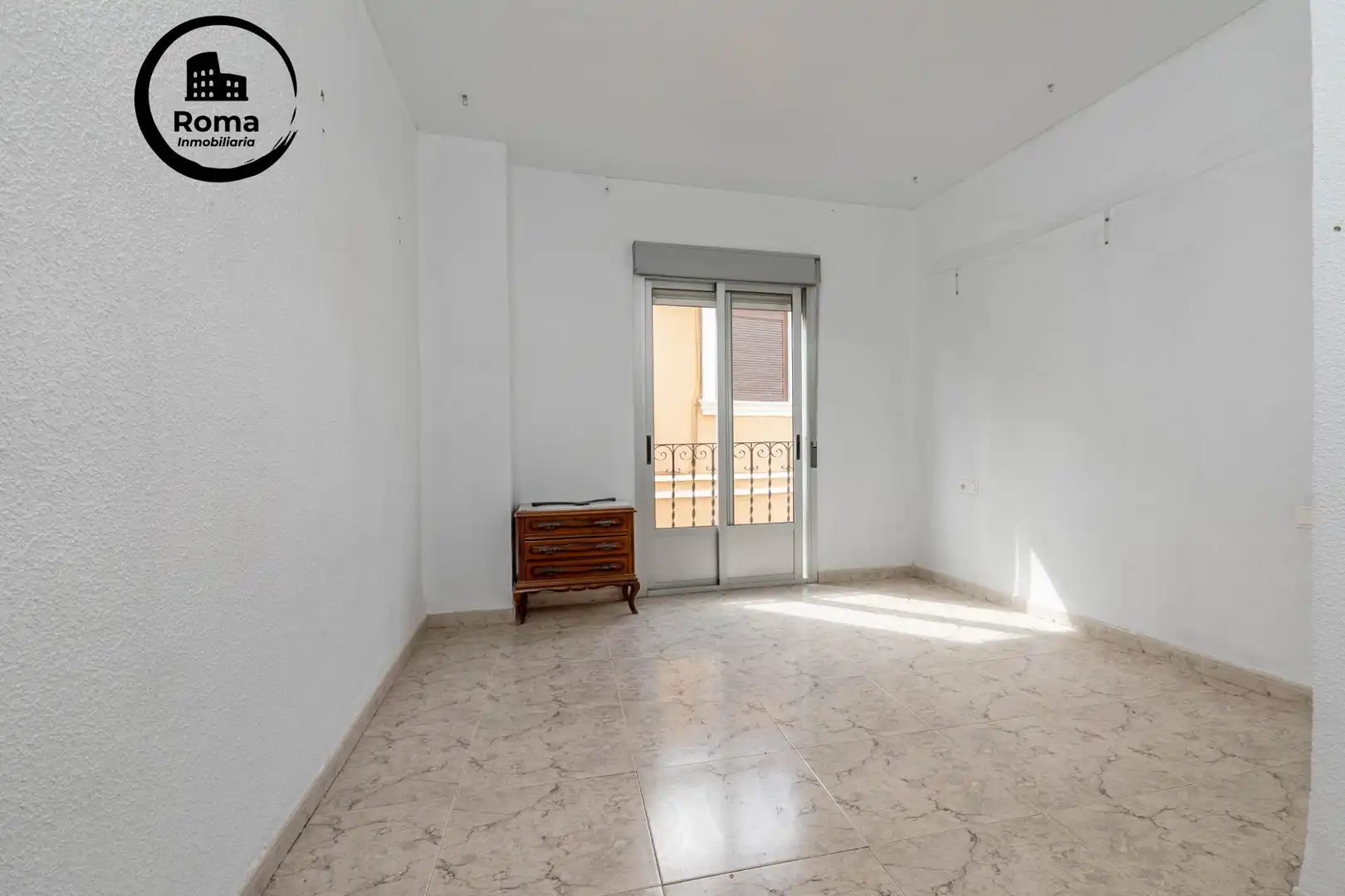 Dormitori de Casa o xalet en venda en Guadix