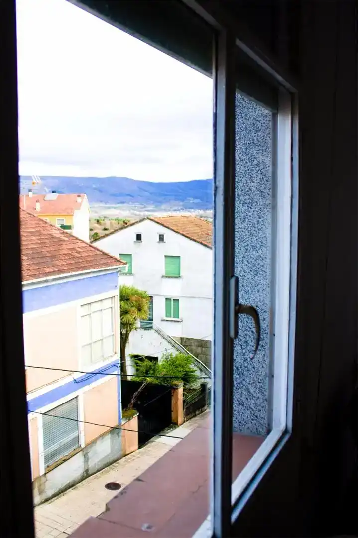 Vista exterior de Casa adosada en venda en Maceda amb Traster i Moblat