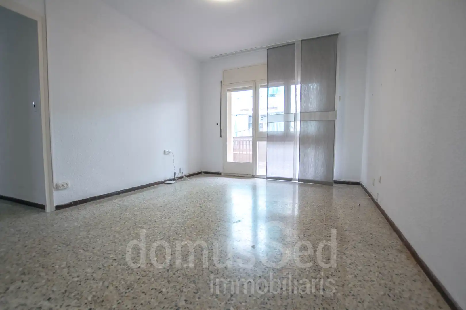 Vista exterior de Pis en venda en Premià de Mar amb Terrassa, Forn i Alarma