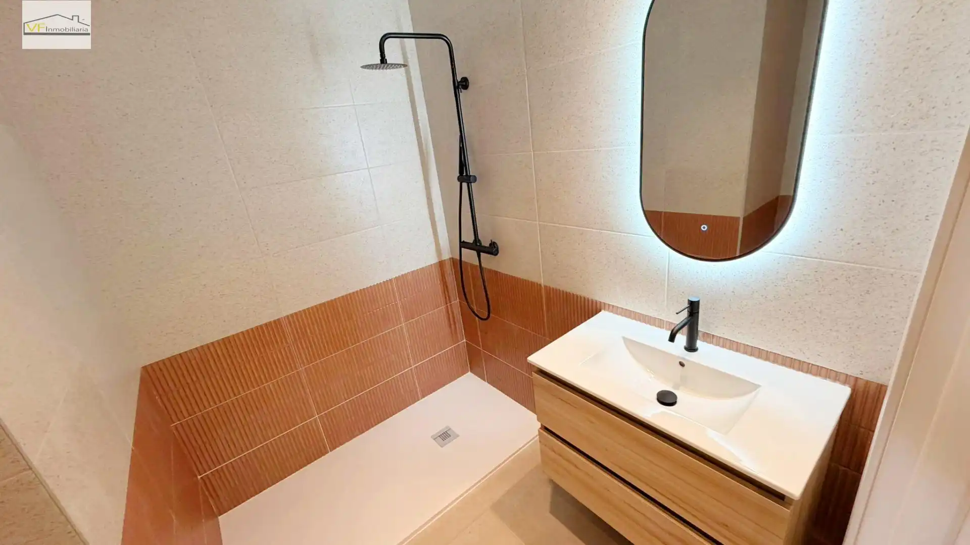 Bany de Dúplex en venda en Málaga