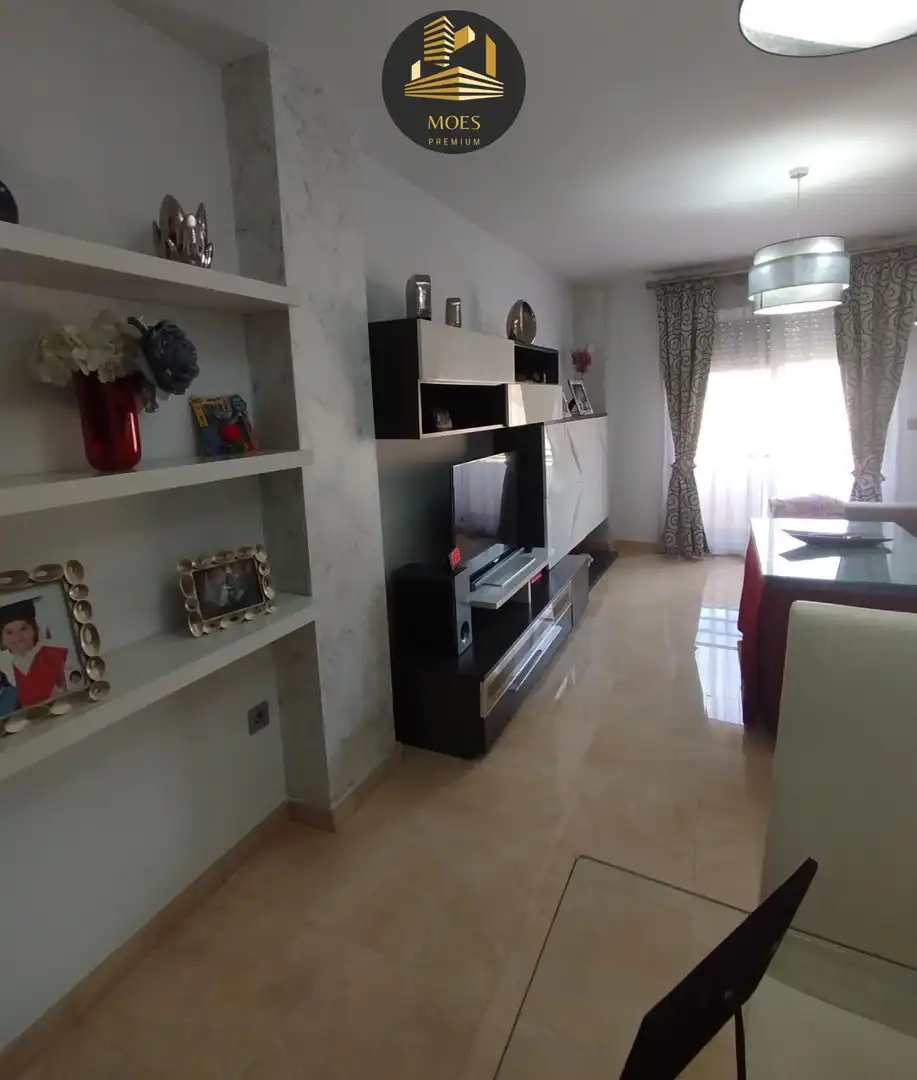 Flat with terrace for sale in Torredelcampo, imagen 3