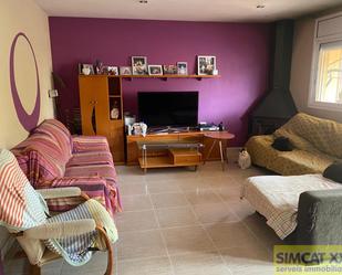 Living room of Single-family semi-detached for sale in Navata  with Air Conditioner, Heating and Parquet flooring