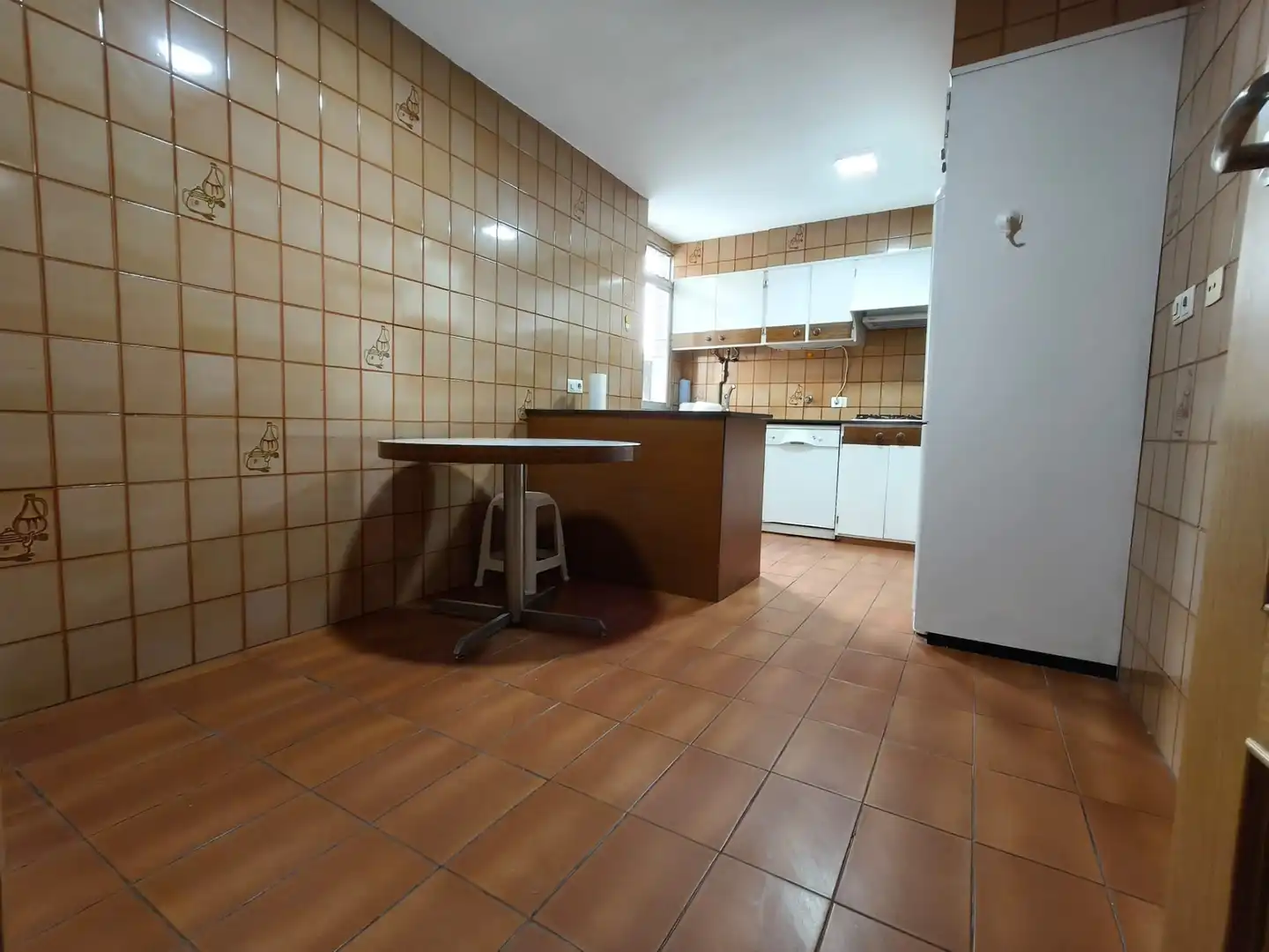 Cuina de Pis de lloguer en Valencia amb Terrassa i Balcó