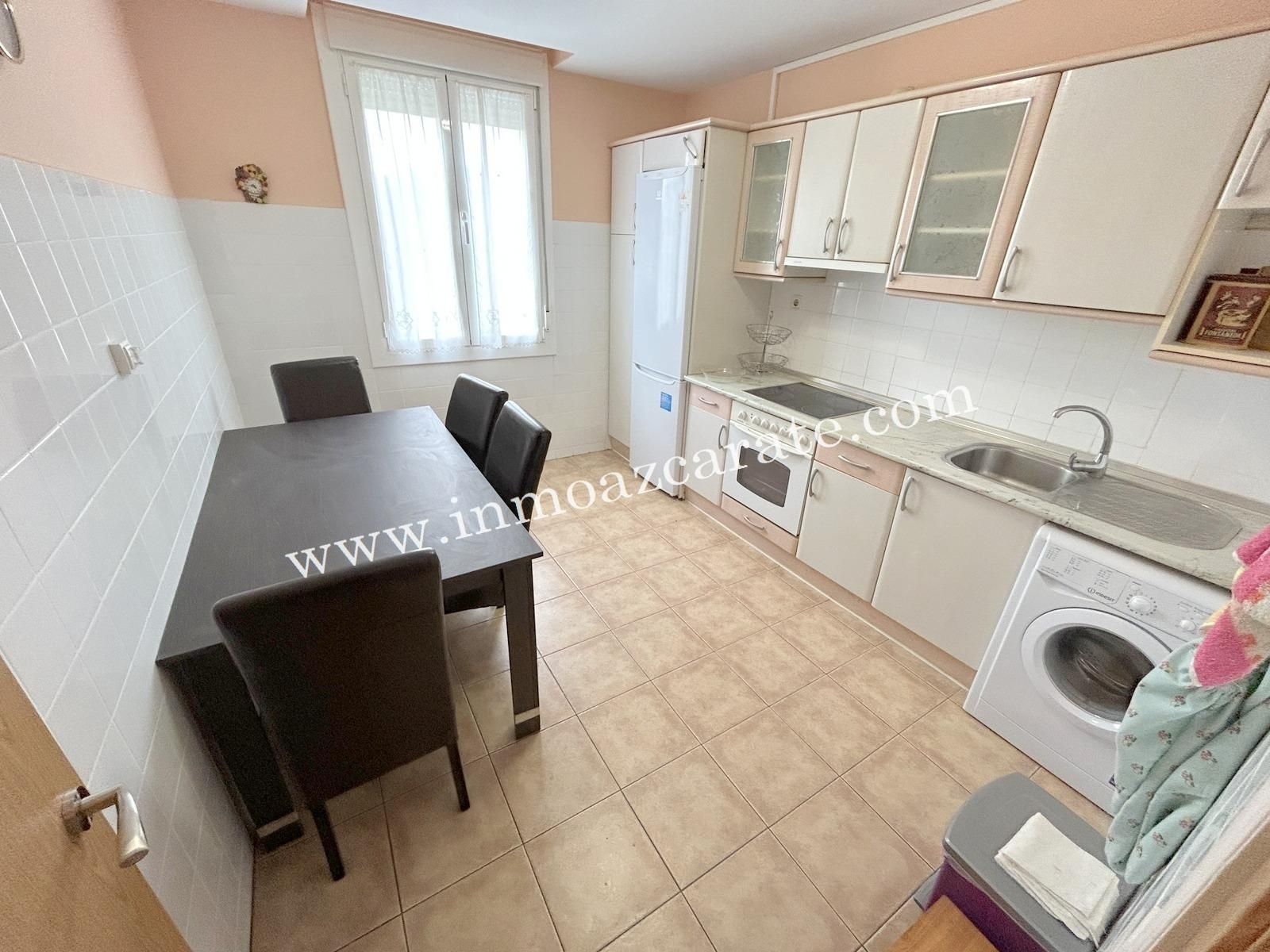 Cuina de Apartament en venda en Mendaza amb Balcó