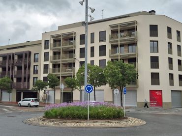 Locale commerciale in vendita a Carrer Sant Segimon 2