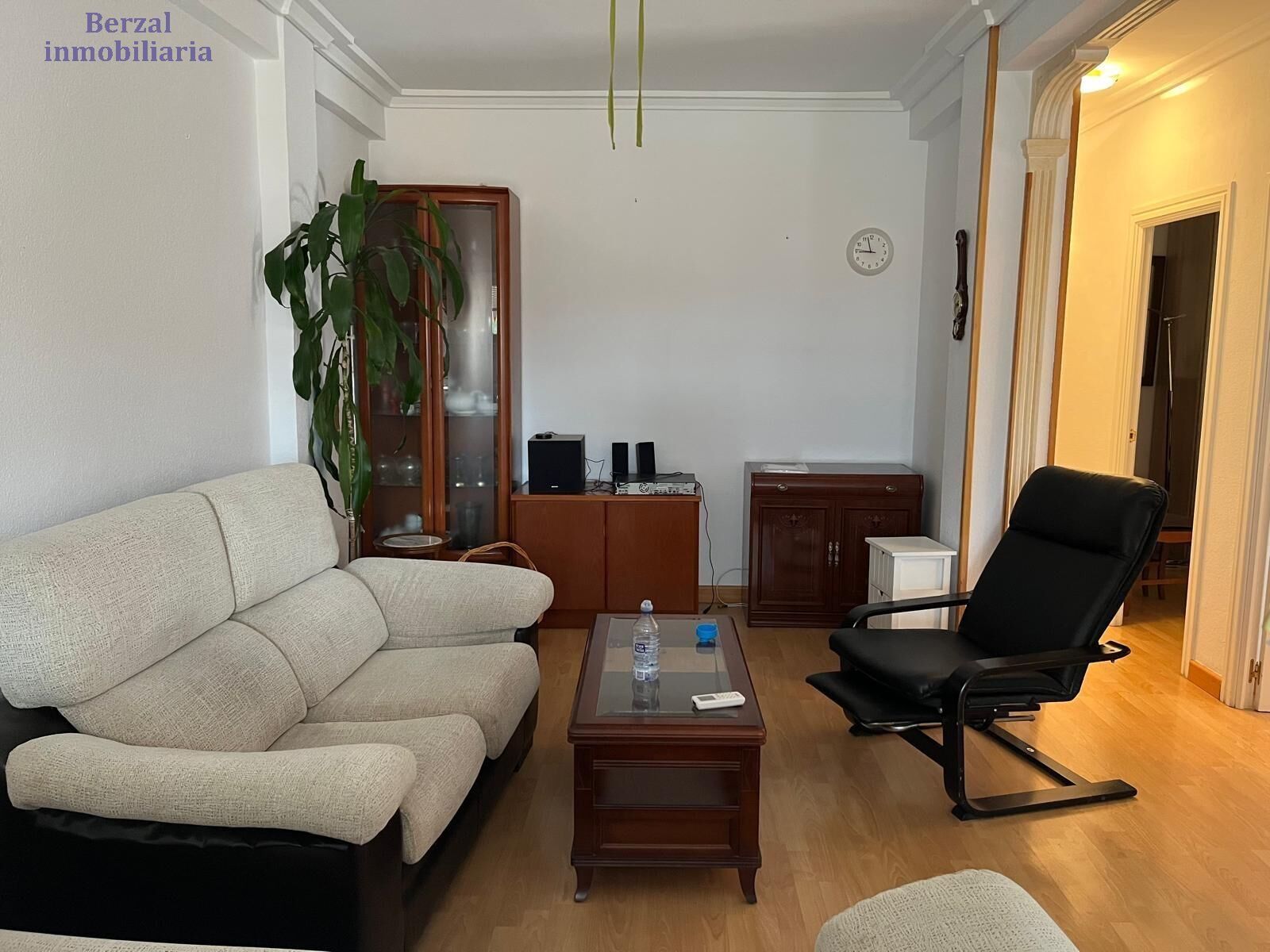 Living room of Flat for sale in  Logroño  with Air Conditioner, Heating and Terrace