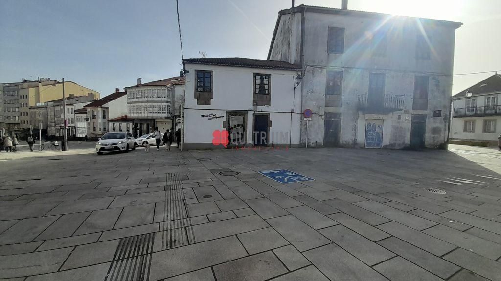 Exterior view of Houses for sale in Santiago de Compostela   with Storage room