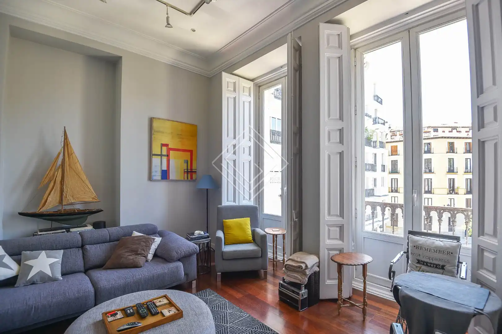 Living room of Flat for sale in Madrid  with Air Conditioner, Heating and Storage room