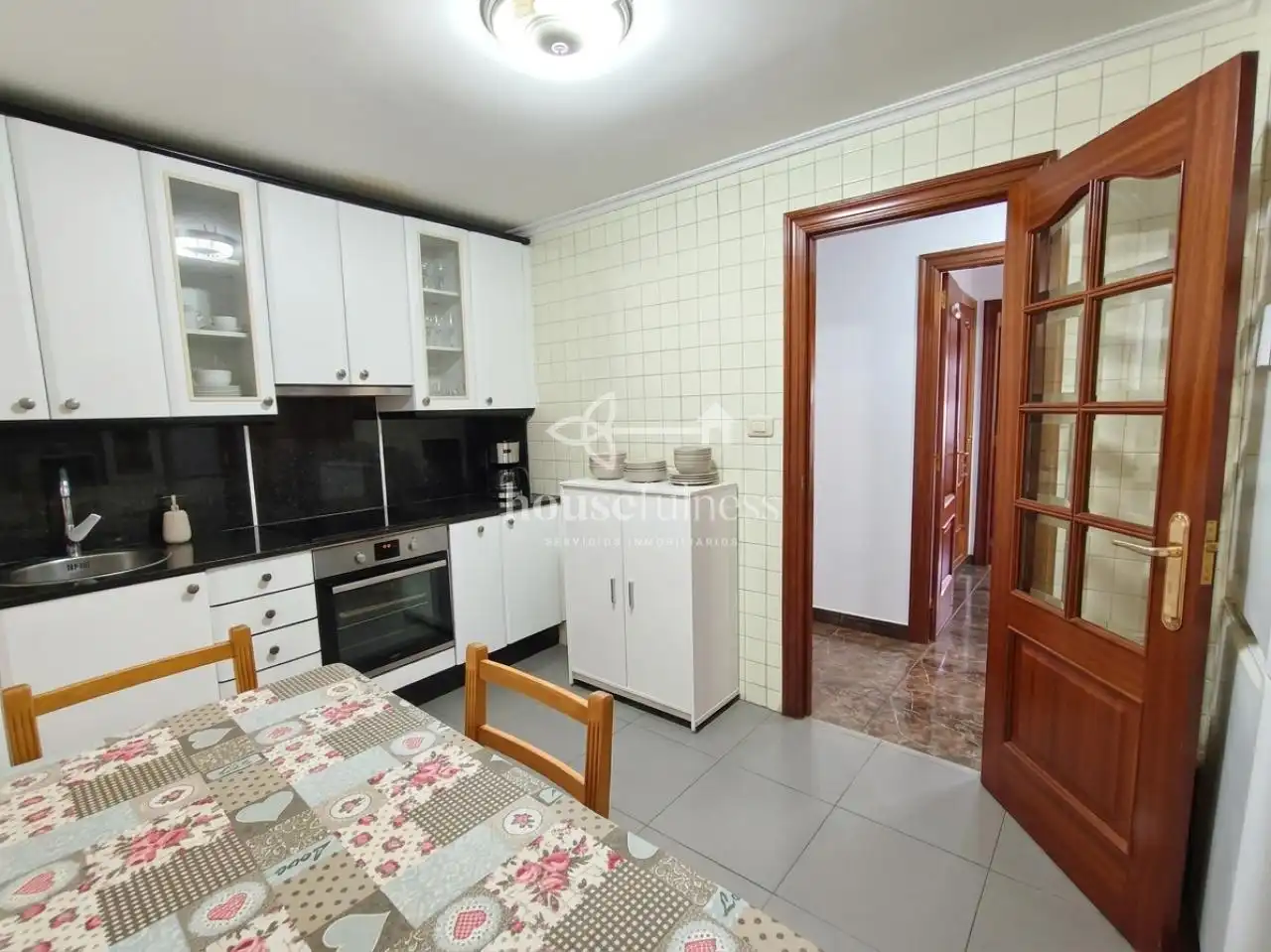 Küche von Wohnung zum Verkauf in Ferrol mit Heizung, Abstellraum und Möbliert