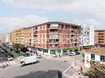 Flat with balcony for sale in Saladar