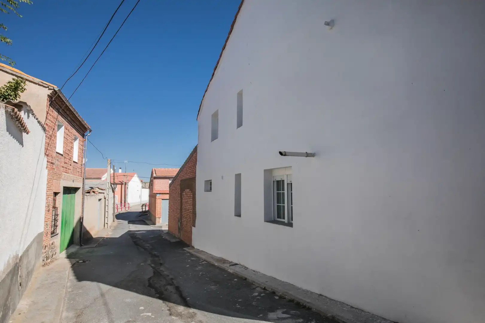 Vista exterior de Casa o xalet en venda en Blascosancho amb Calefacció, Jardí privat i Terrassa