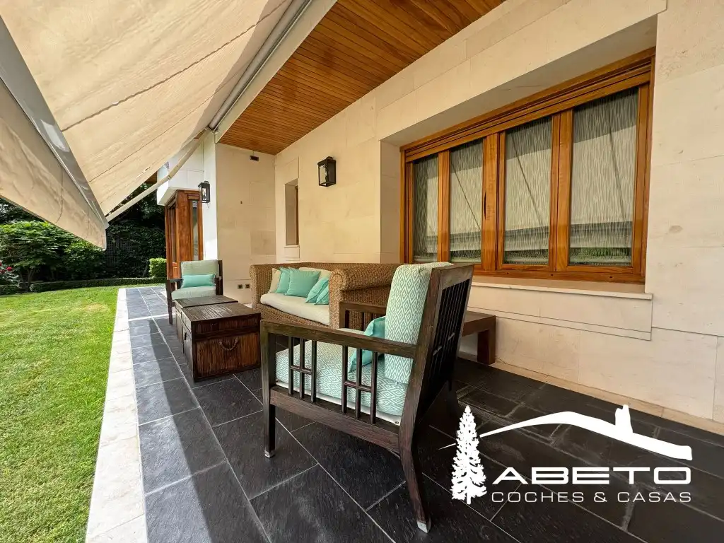 Terraza de Casa o chalet en venta en Madrid