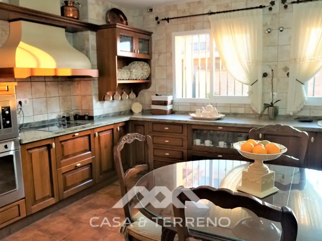 Kitchen of Houses for sale in Vélez-Málaga  with Air Conditioner, Terrace and Internet